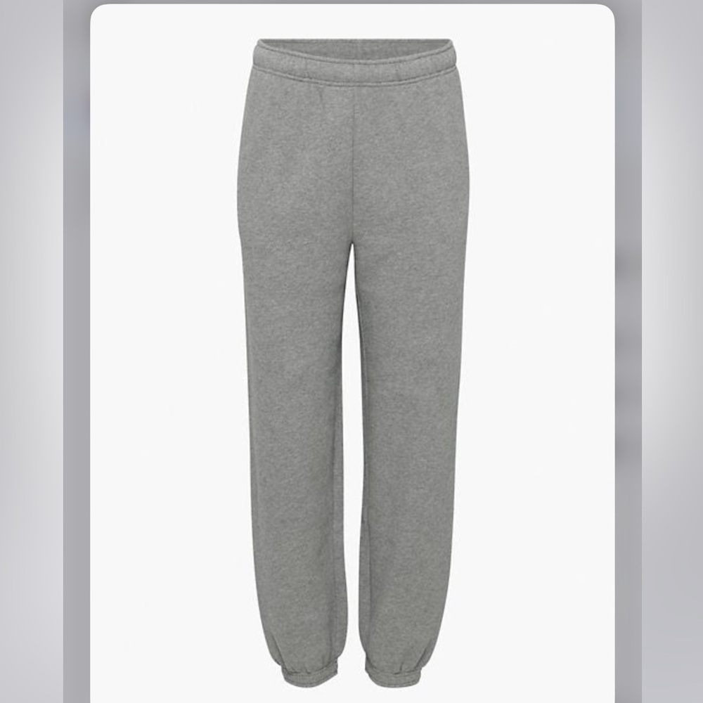 TNA COZY FLEECE MEGA CARGO JOGGER. BRAND NEW. TNA RARE. GREY